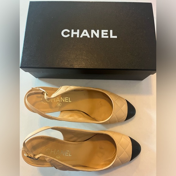 Chanel Quilted Slingback Heels - Picture 6 of 7